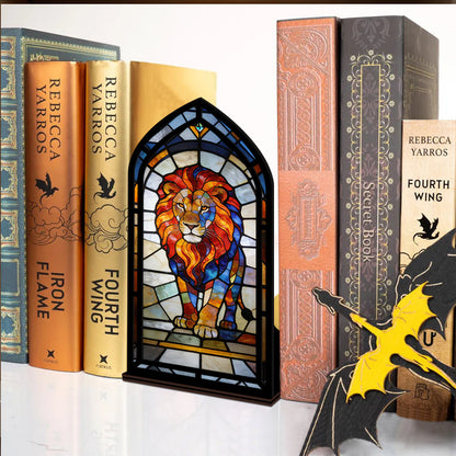 The Regal Lion Guard Book Nook with Candle Glow