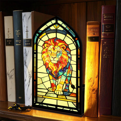 The Regal Lion Guard Book Nook with Candle Glow
